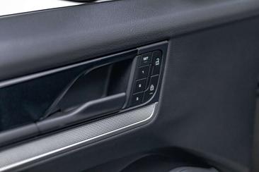 Porsche Cayenne III S — photo 22
