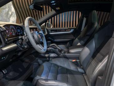 Porsche Cayenne III E-Hybrid — photo 7