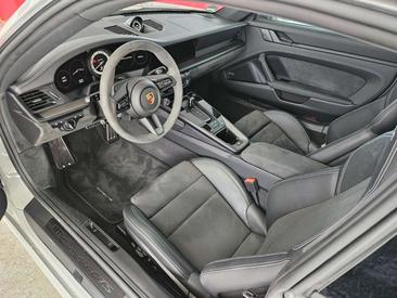 Porsche 992 I Carrera GTS — photo 10