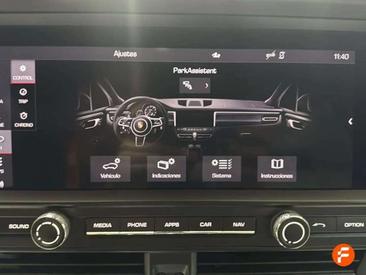 Porsche Macan Electrique Turbo — photo 12