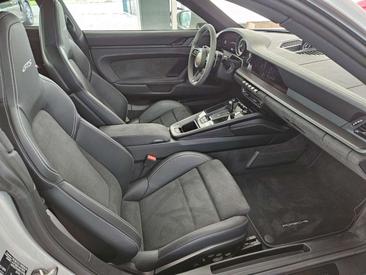 Porsche 992 I Carrera GTS — photo 14