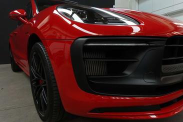 Porsche Macan Electrique GTS — photo 7