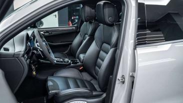 Porsche Macan Electrique Base — photo 12