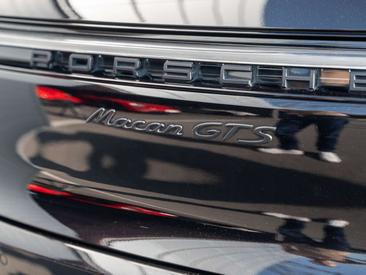 Porsche Macan GTS — photo 17