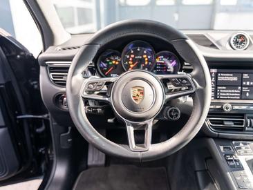 Porsche Macan GTS — photo 18
