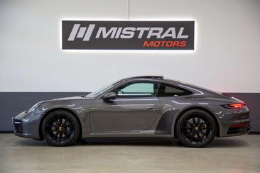 Porsche 991 Carrera — photo 2