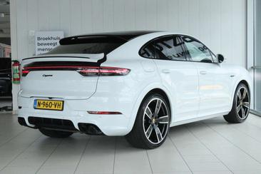 Porsche Cayenne III E-Hybrid — photo 2