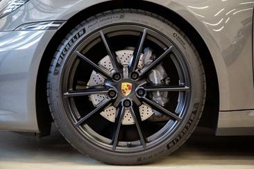 Porsche 992 I Carrera — photo 9