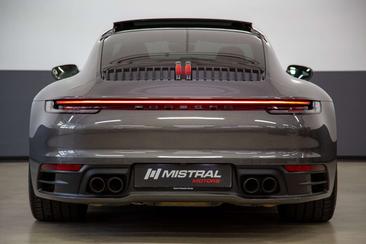 Porsche 991 Carrera — photo 4