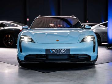 Porsche Taycan 4S — photo 8