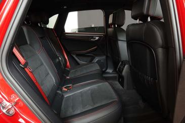 Porsche Macan Electrique GTS — photo 42