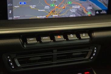 Porsche 992 I Carrera — photo 12