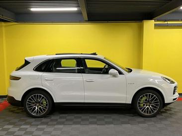 Porsche Cayenne III E-Hybrid — photo 20