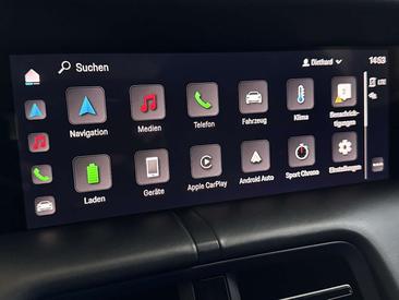 Porsche Taycan 4S — photo 13
