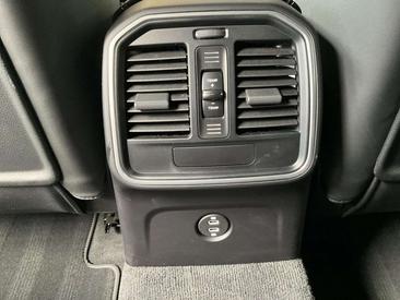 Porsche Macan Electrique GTS — photo 22