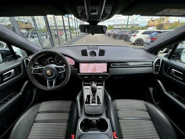 Porsche Cayenne III Turbo — photo 10