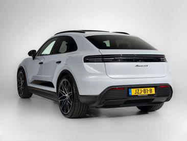Porsche Macan 4S — photo 5