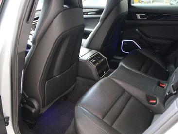 Porsche Panamera II 4S — photo 17