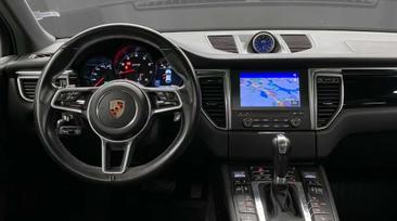 Porsche Macan Electrique GTS — photo 8