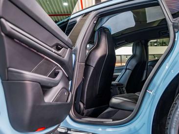 Porsche Taycan 4S — photo 18