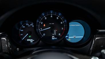 Porsche Macan Electrique Base — photo 38