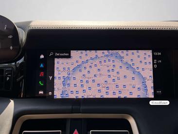 Porsche Taycan Turbo — photo 15