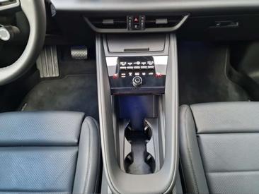 Porsche Macan 4S — photo 11