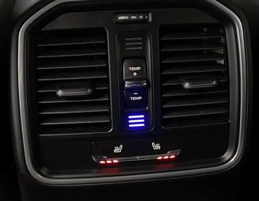 Porsche Macan Electrique GTS — photo 15