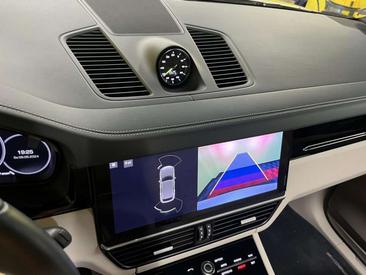 Porsche Cayenne III E-Hybrid — photo 34