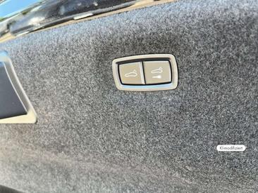 Porsche Taycan Turbo — photo 18