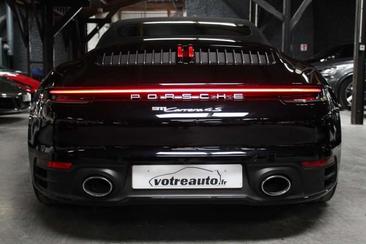 Porsche 992 I Carrera 4S — photo 14
