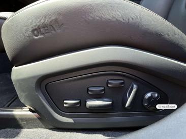 Porsche Taycan Turbo — photo 21