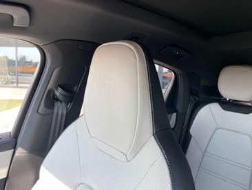 Porsche Cayenne III Turbo — photo 30