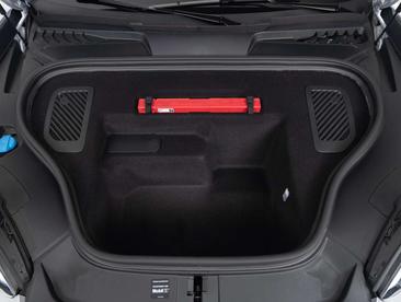 Porsche Macan 4S — photo 24