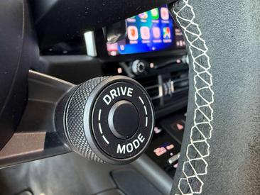 Porsche Macan GTS — photo 14