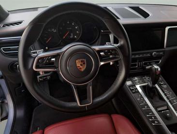 Porsche Macan Electrique — photo 8