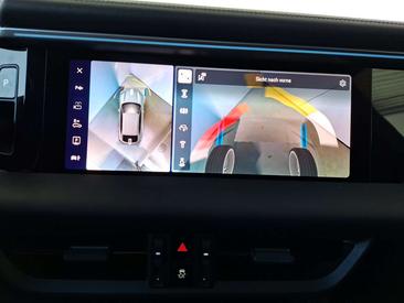Porsche Macan 4S — photo 23