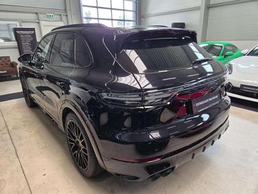 Porsche Cayenne III GTS — photo 10