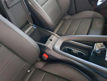 Porsche Macan 4S — photo 25
