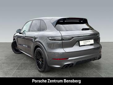 Porsche Cayenne III GTS — photo 3