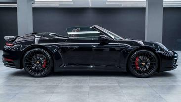 Porsche 992 I Carrera 4S — photo 5