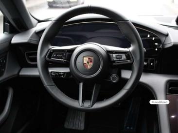 Porsche Taycan Black Edition — photo 5