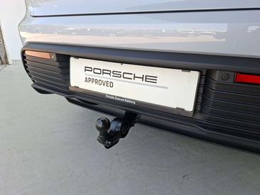 Porsche Macan 4S — photo 32