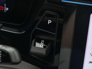 Porsche Macan 4S — photo 39