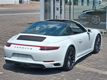 Porsche 991 GTS — photo 4