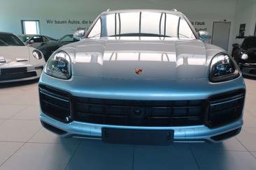 Porsche Cayenne III Turbo — photo 18