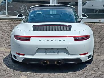 Porsche 991 GTS — photo 5