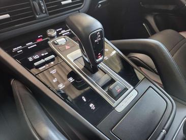 Porsche Cayenne III GTS — photo 22