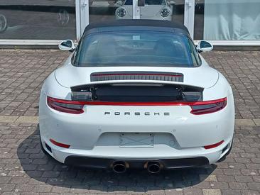 Porsche 991 GTS — photo 6
