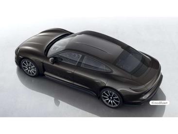 Porsche Taycan — photo 4